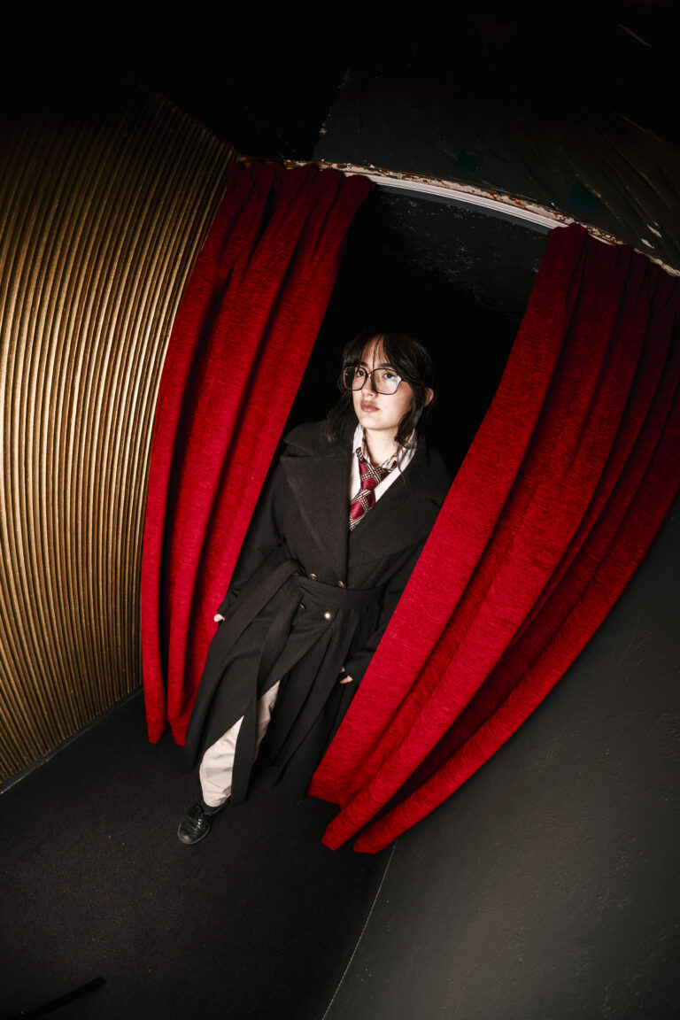 Photo by Hugo Fiévez