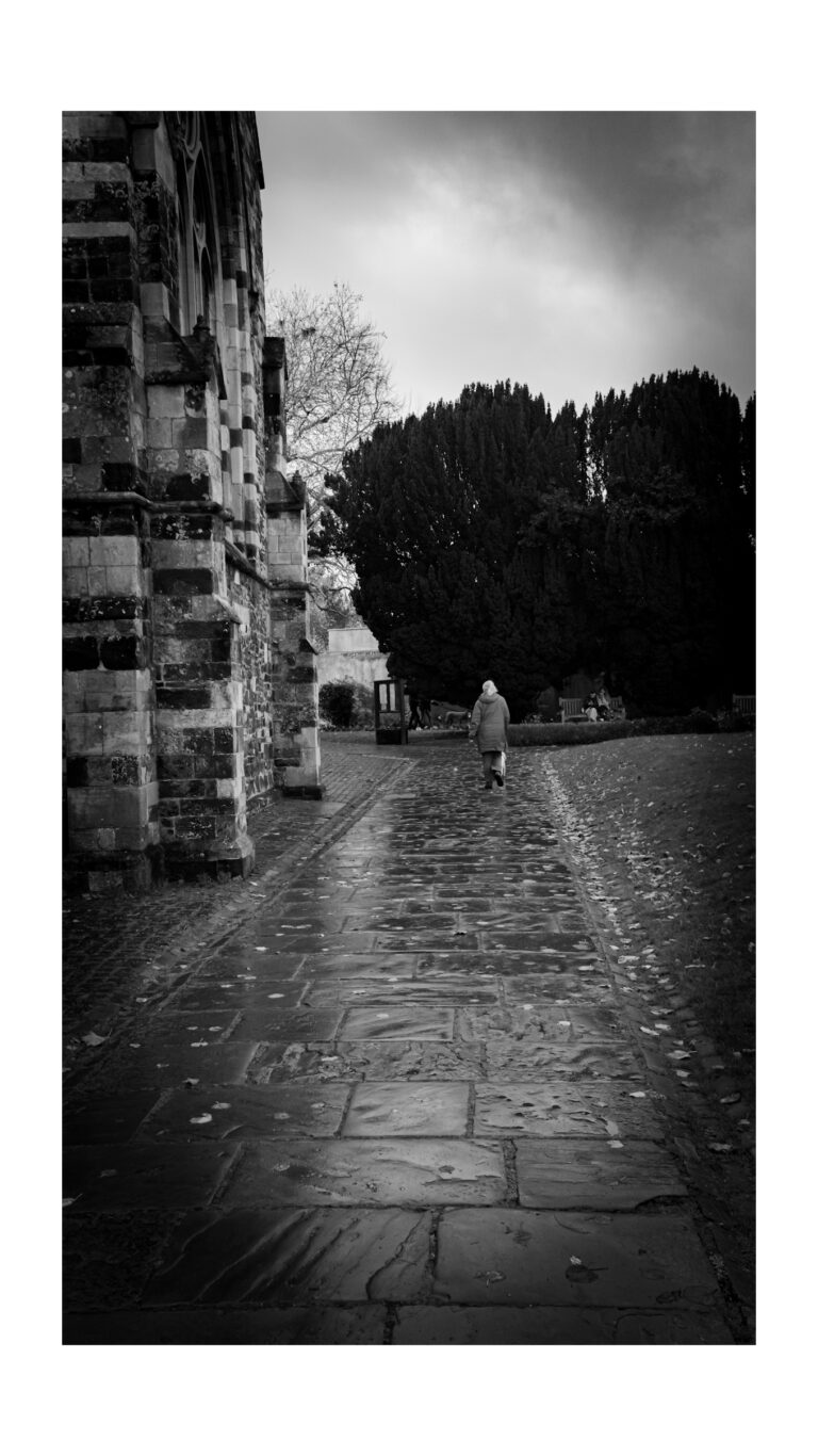 Photo by Simon Frost