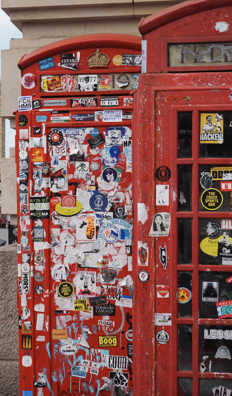 Photo by Simon Frost