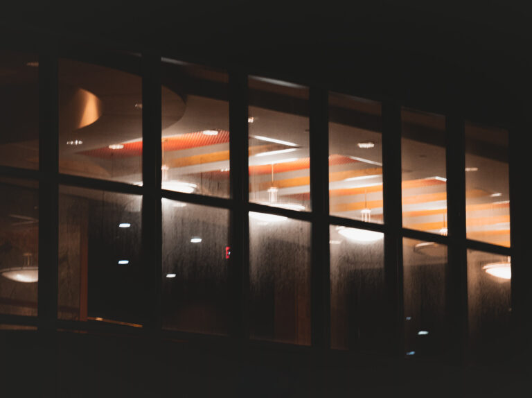 Photo by Brett Escuriex