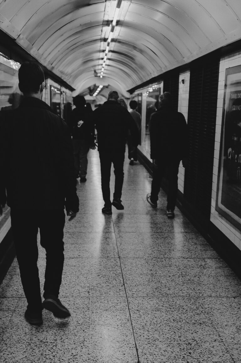 Photo by Simon Frost