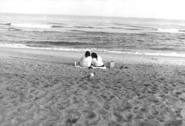 Street photo in Carolina Beach, United States by Christian Gainey