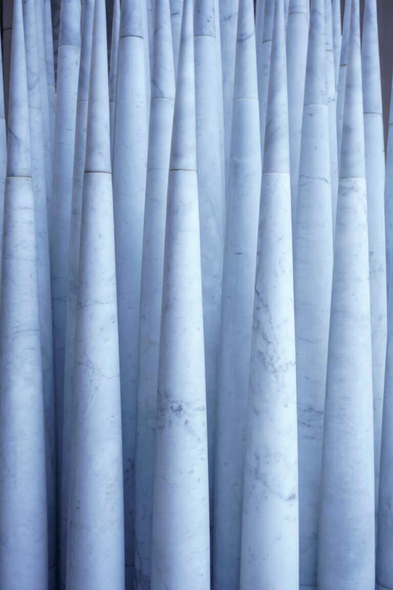 Photo by Simon Frost