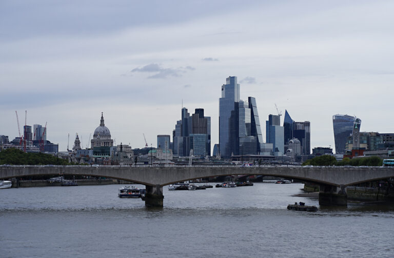 Photo by Franck Toto