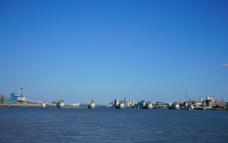 Photo by Franck Toto