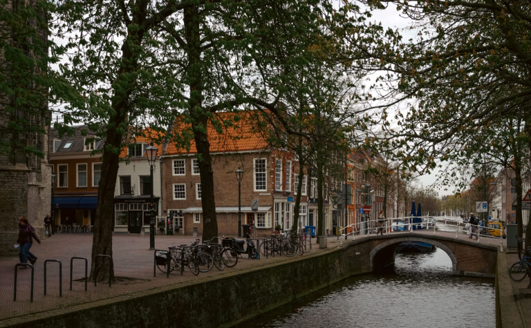 Street photo in the Netherlands by Vasiliy V. Rechevskiy