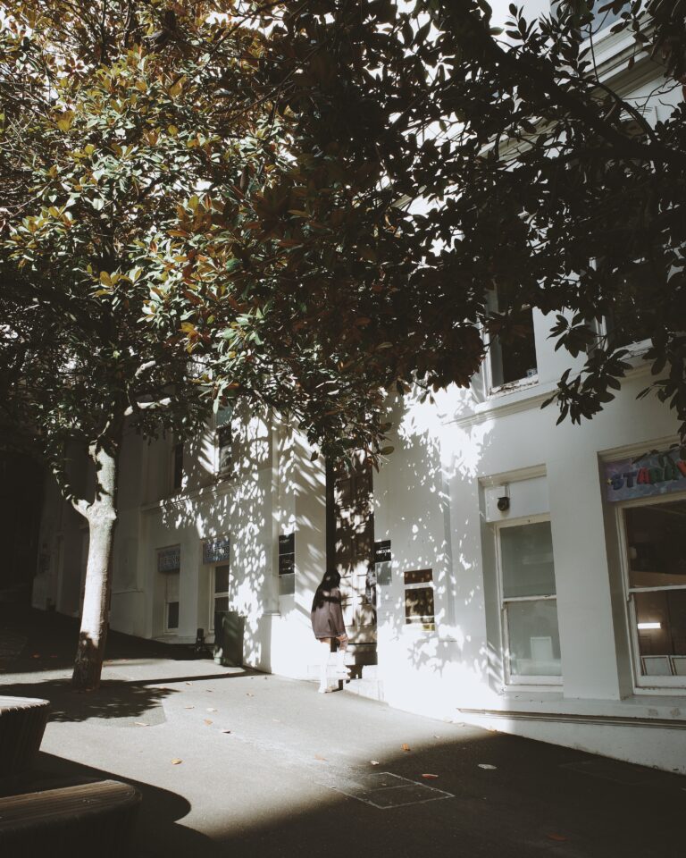 Photo by Ara In The Para