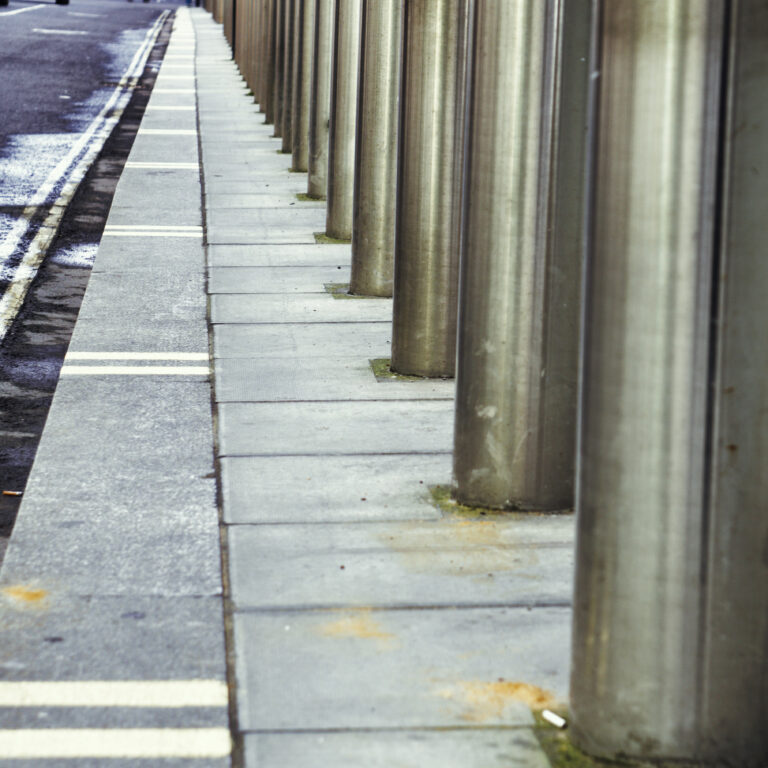 Photo by Simon Frost