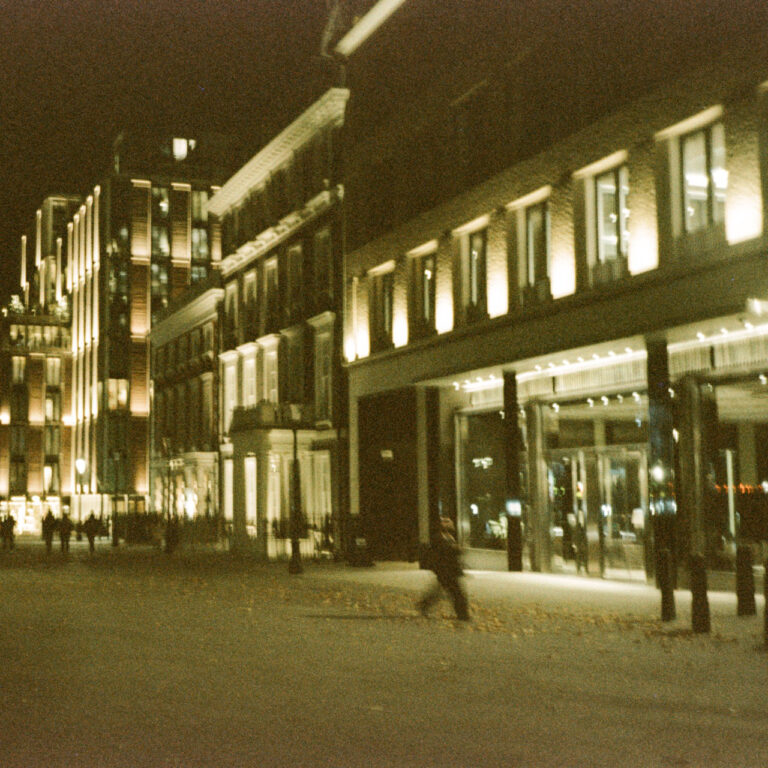 Photo by Steph Kattie