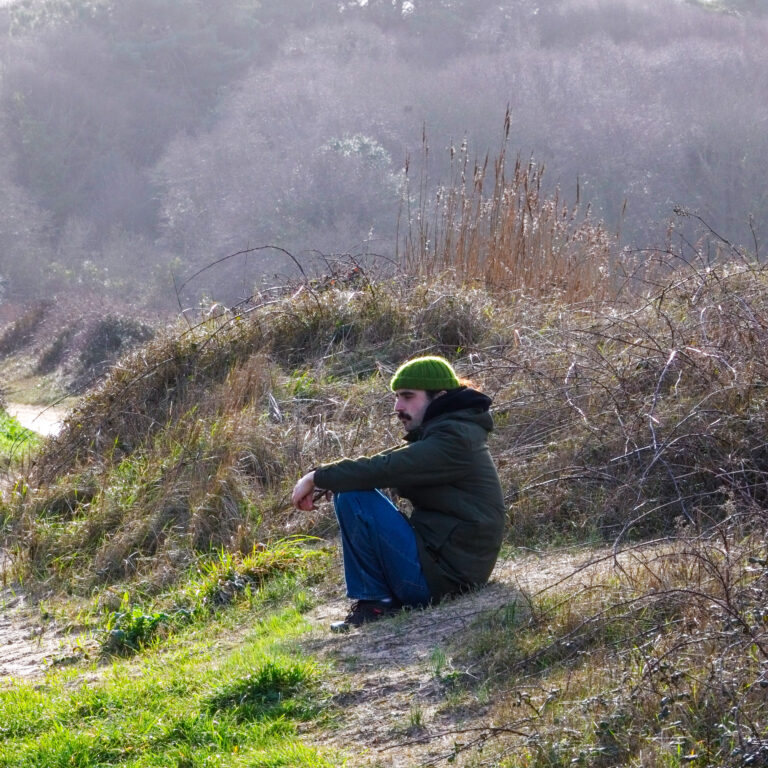 Photo by Simon Frost