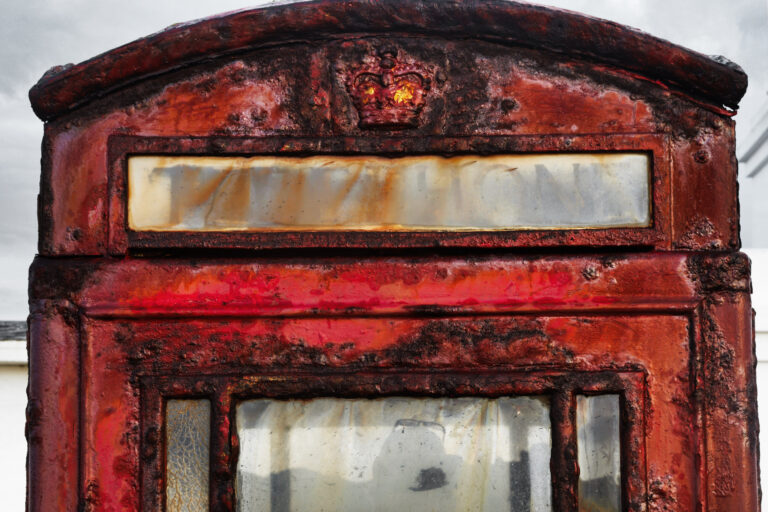 Photo by Simon Frost