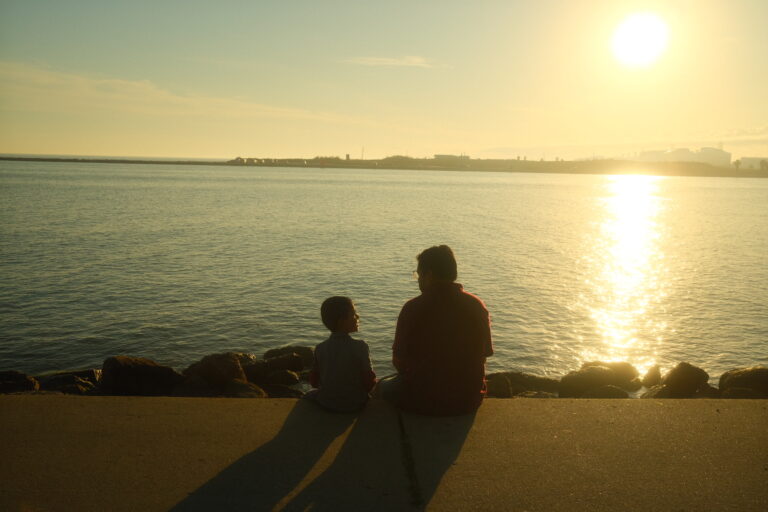 Photo by Brett Escuriex