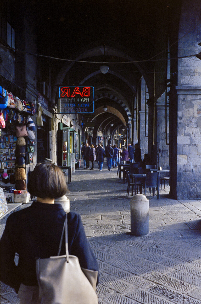 Photo by Valentino Passerini