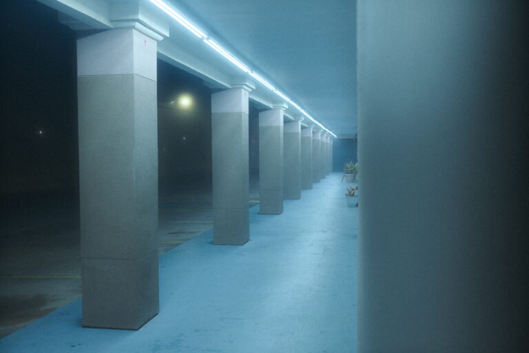 Photo by Brett Escuriex