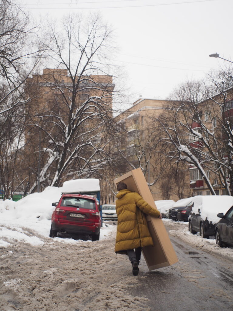 Street photo in Moscow, Russia by Revaz Rezo