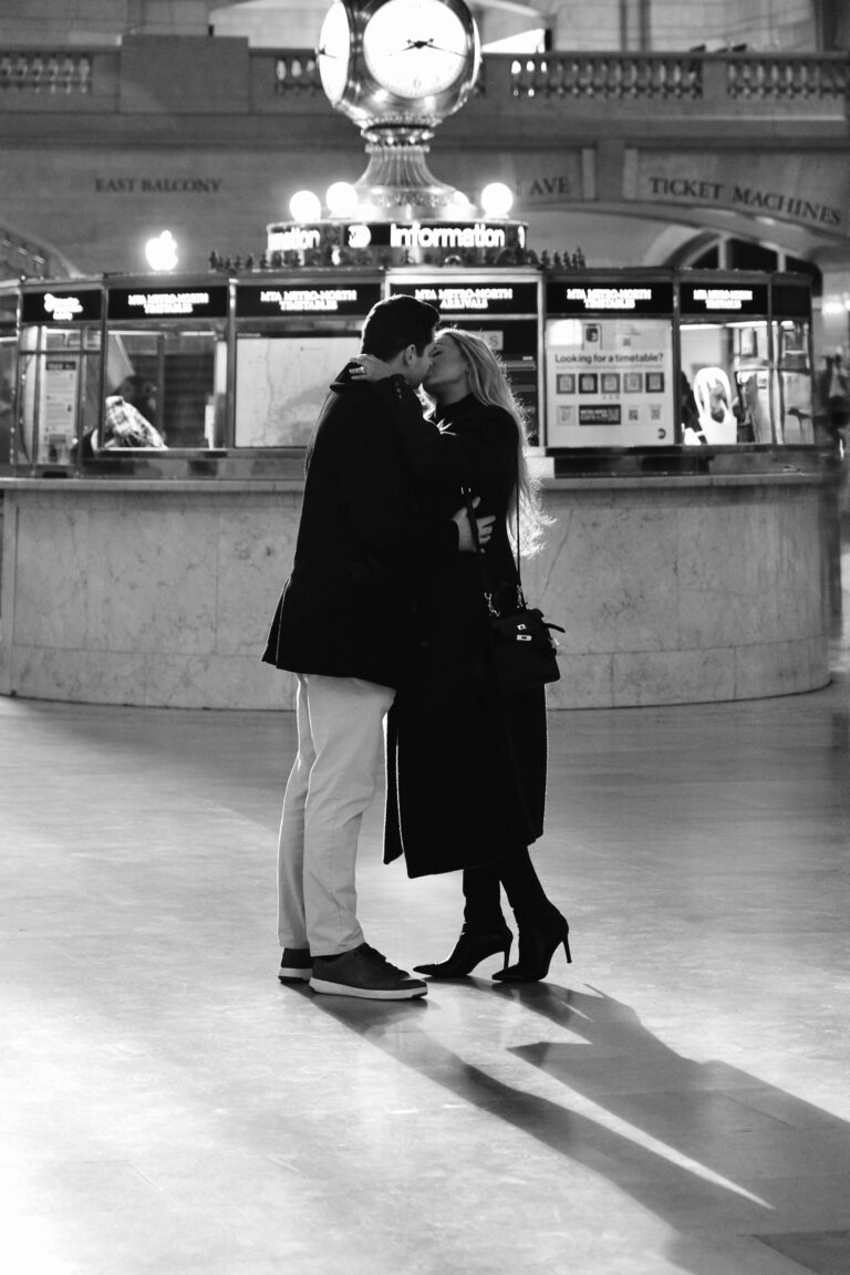 Photo by Christo Christonikos