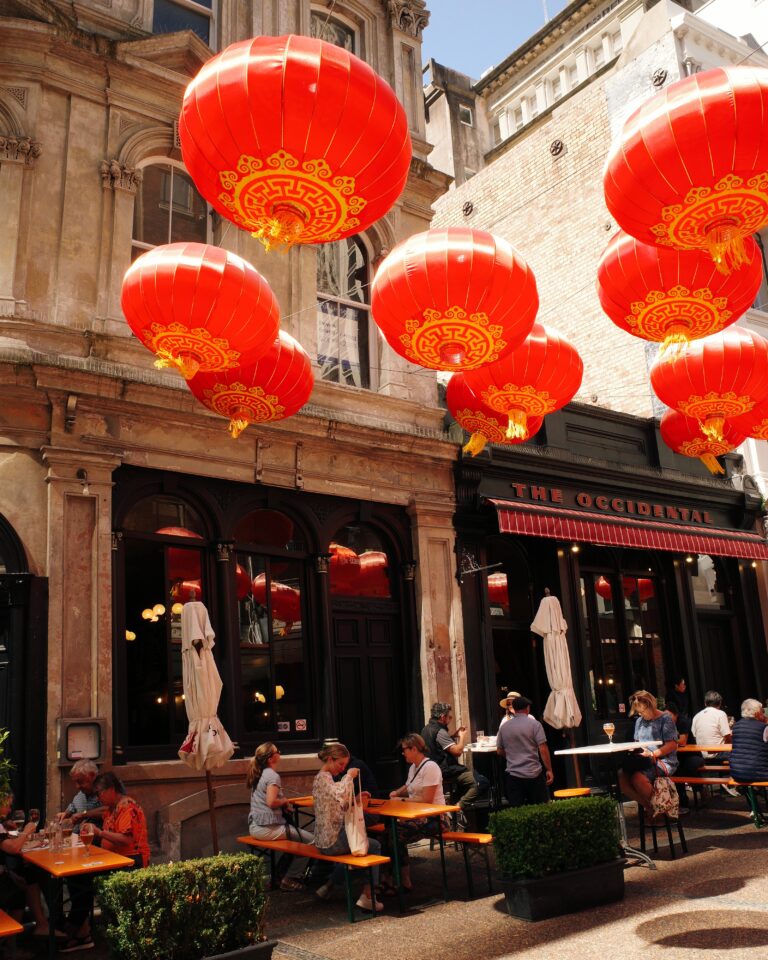 Photo by Ara In The Para