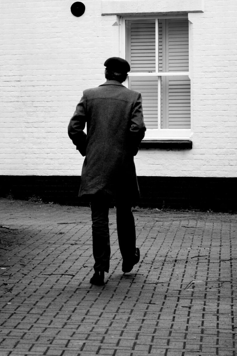 Photo by Simon Frost