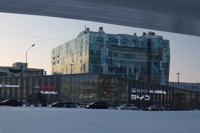 Photo by Tileubek Uakhitov