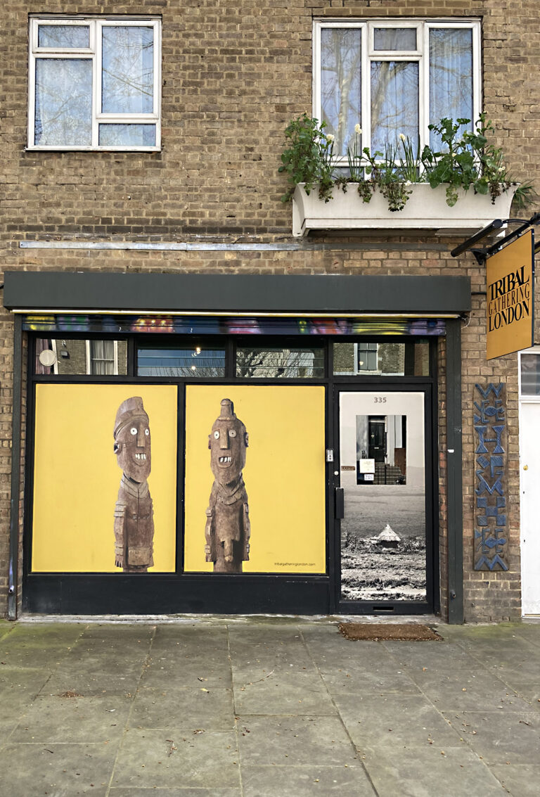 Photo by Franck Toto