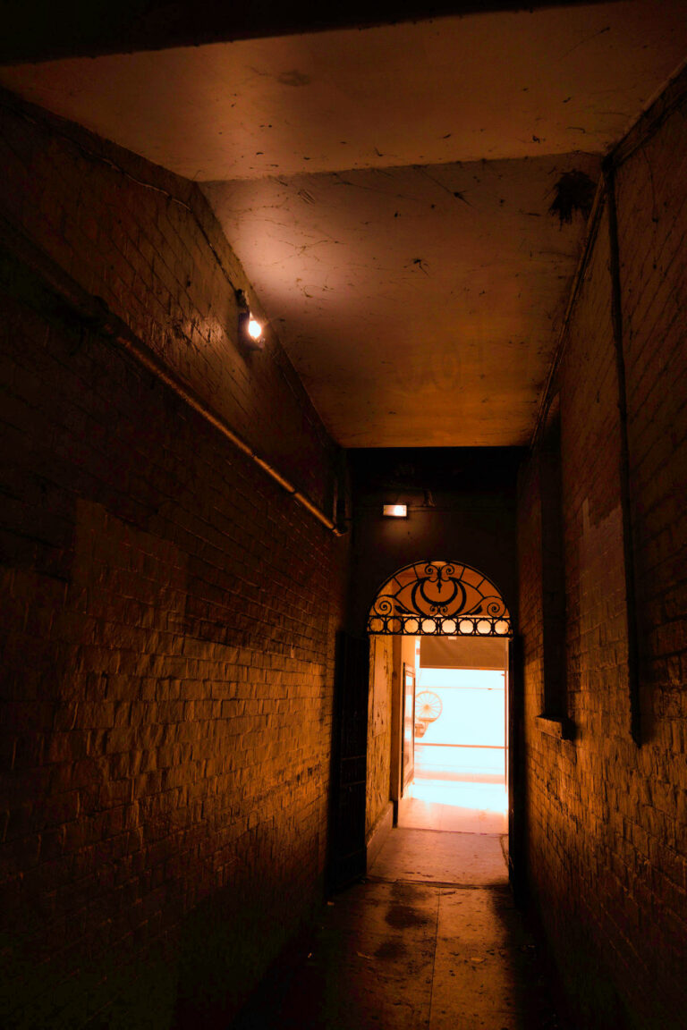 Photo by Simon Frost