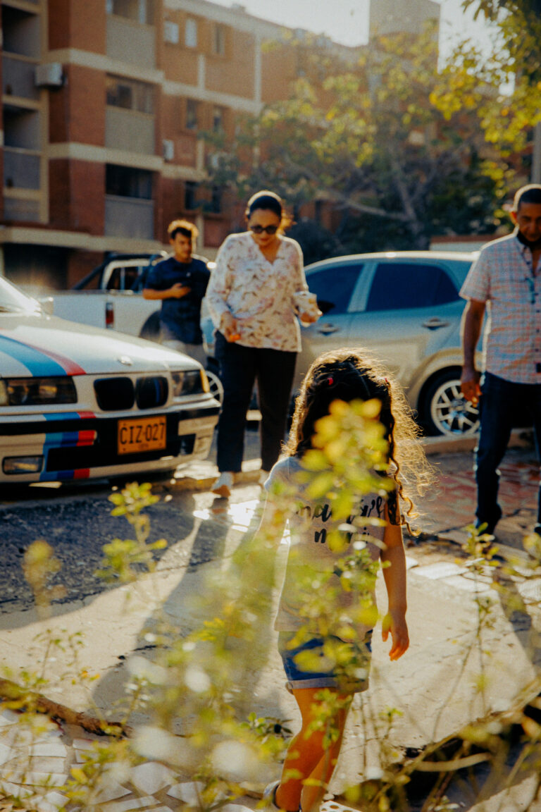 Photo by Victor Molina