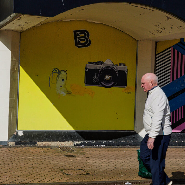 Photo by Simon Frost