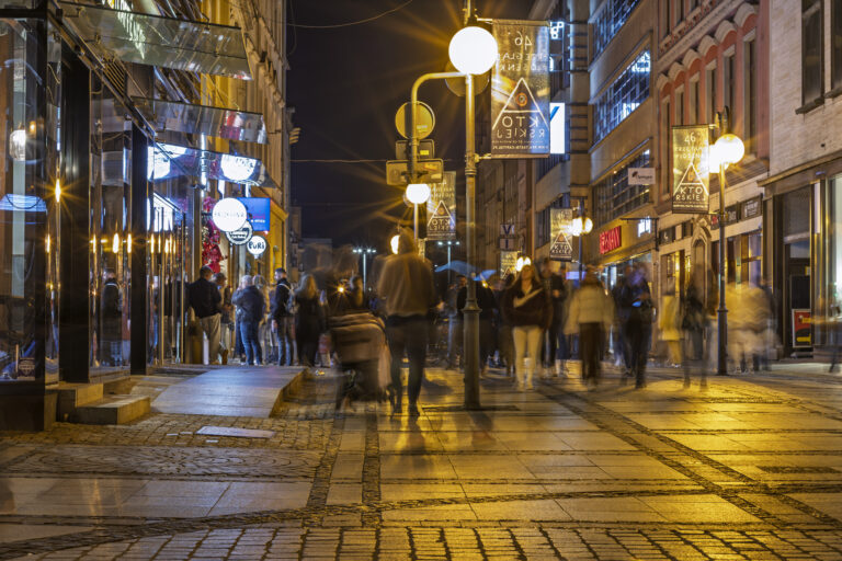 Photo by Marco Empanadilla