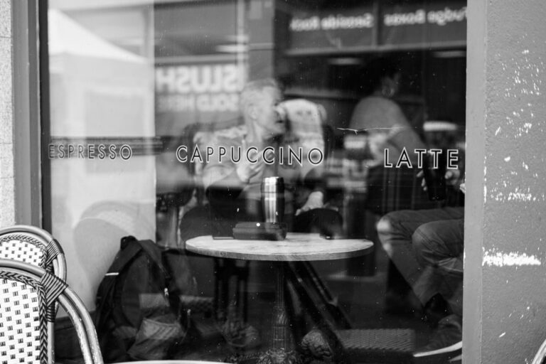 Photo by Leon Maillard