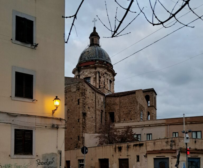 Photo by Allan Almeida