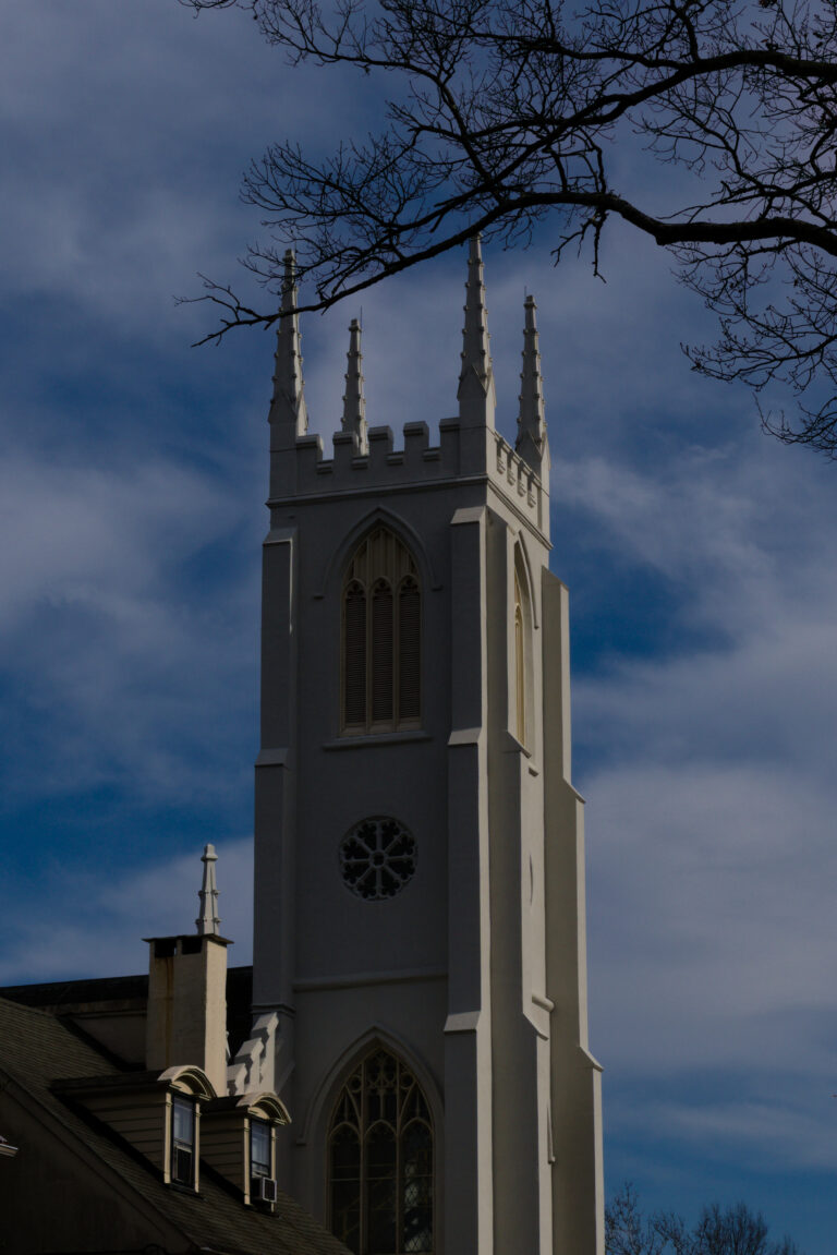 Photo by Hansen Tivoli