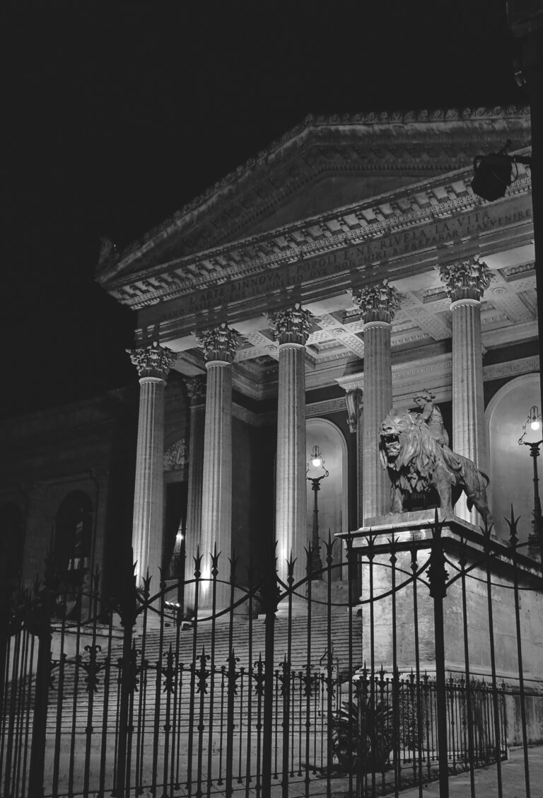 Photo by Allan Almeida