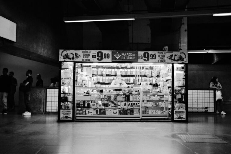 Photo by Jairo Morais