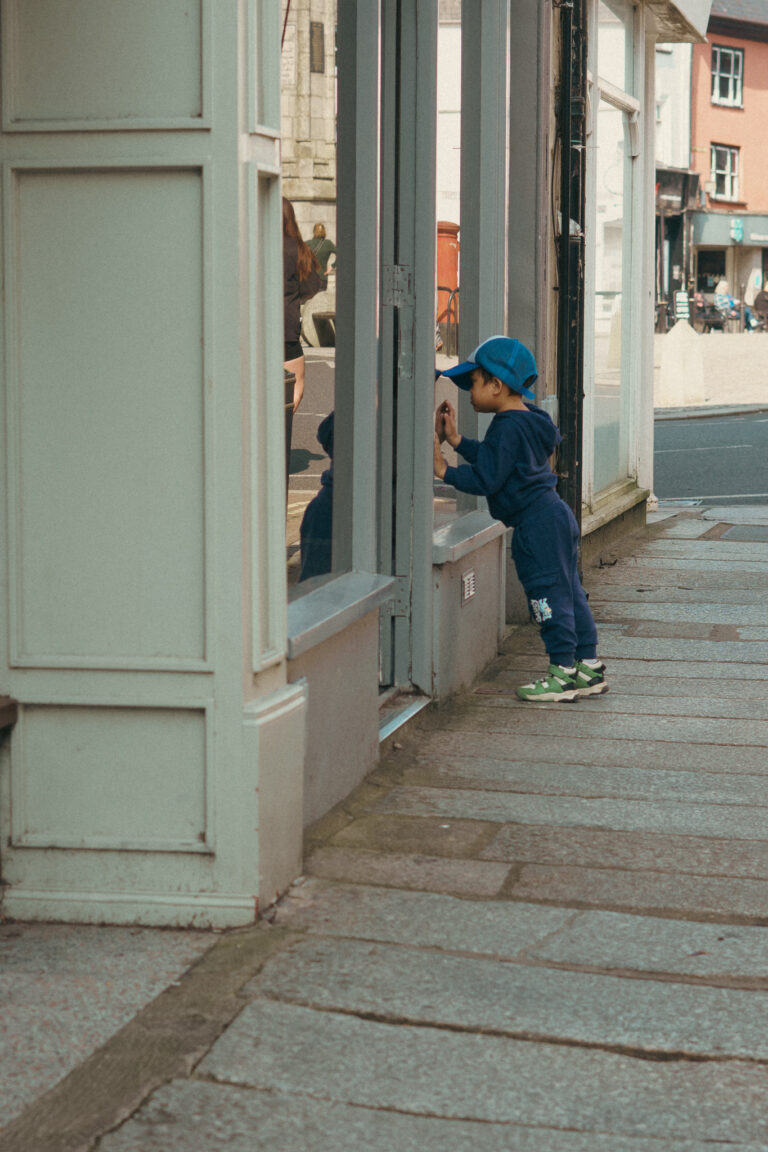 Photo by Leon Maillard