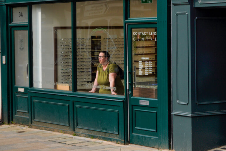 Photo by Simon Frost