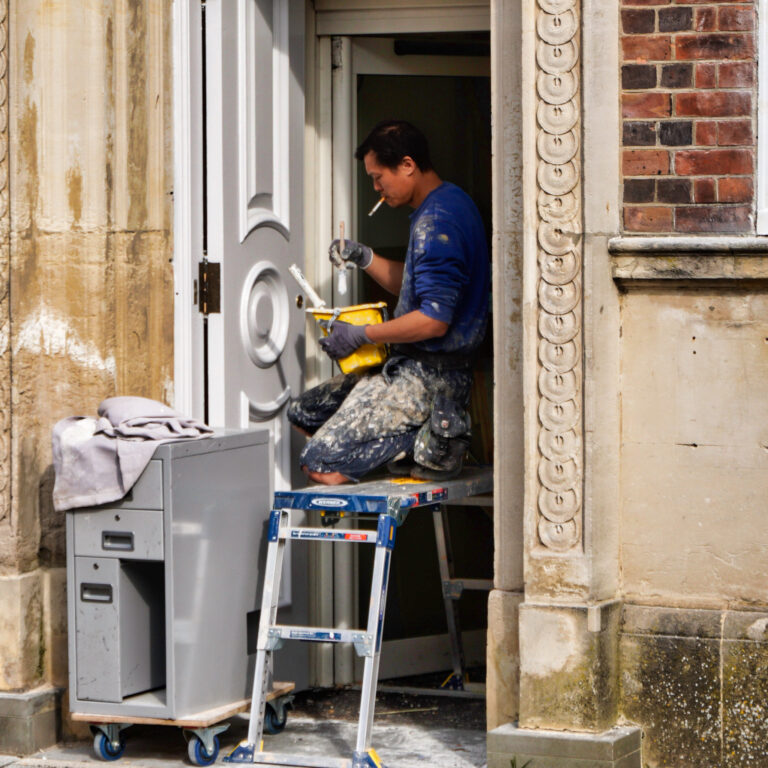 Photo by Simon Frost