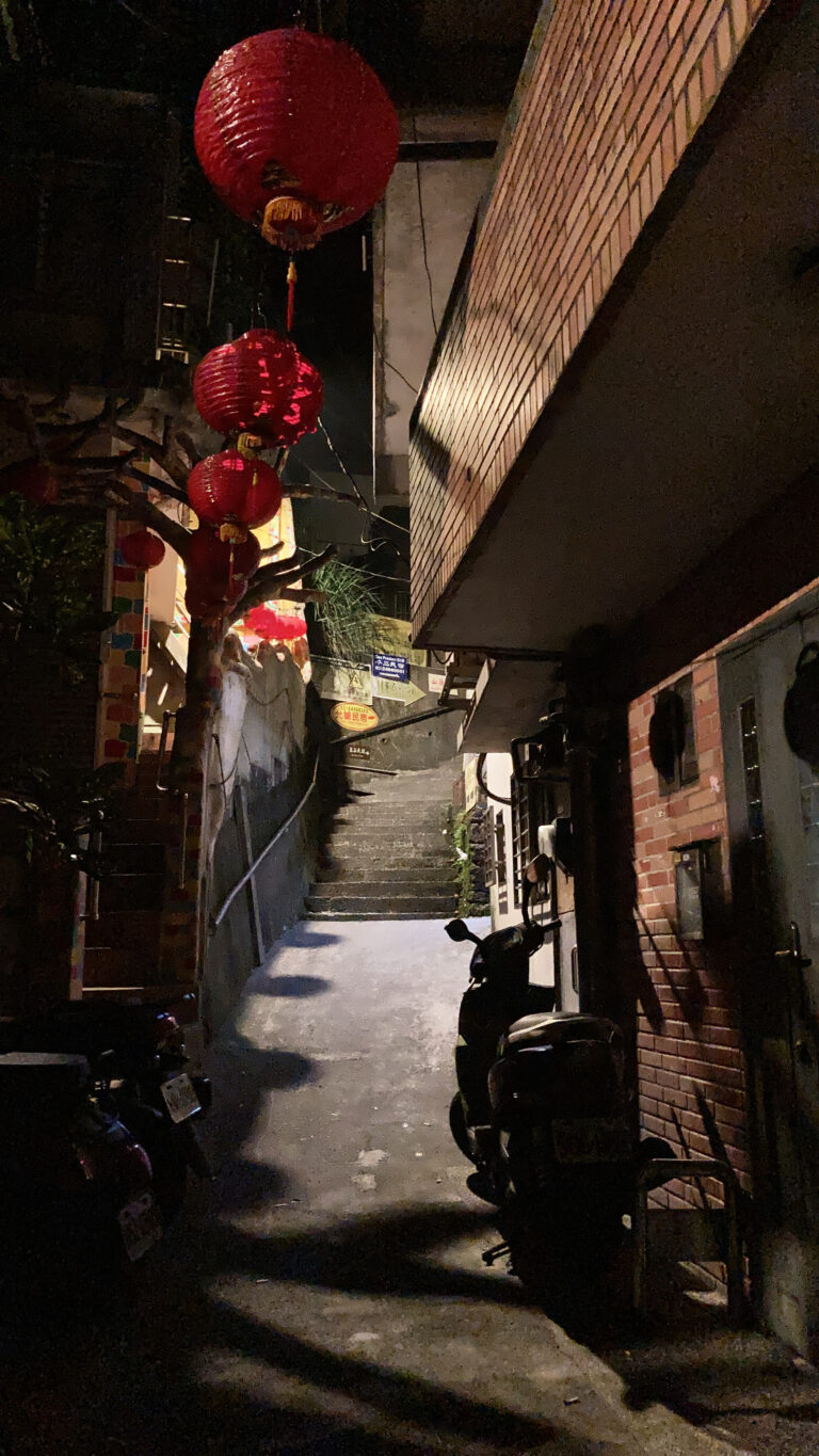 Photo by Jiraporn Nuserm