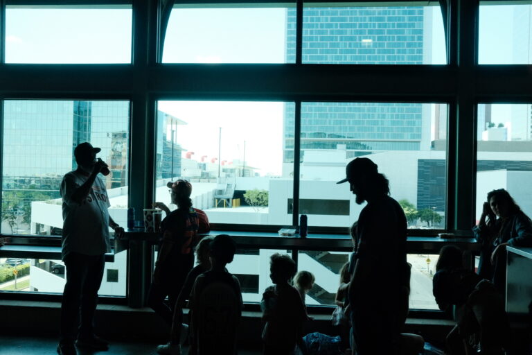 Photo by Brett Escuriex