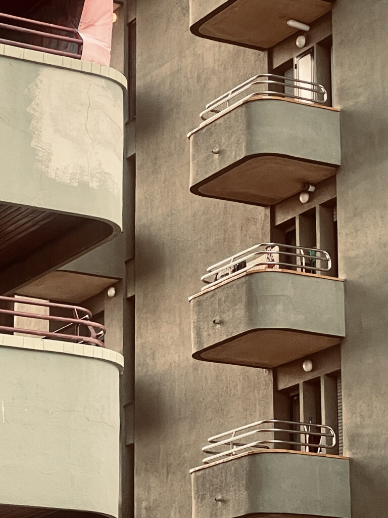 Photo by Guillaume Bauer