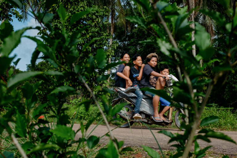 Photo by Yogie Orientama