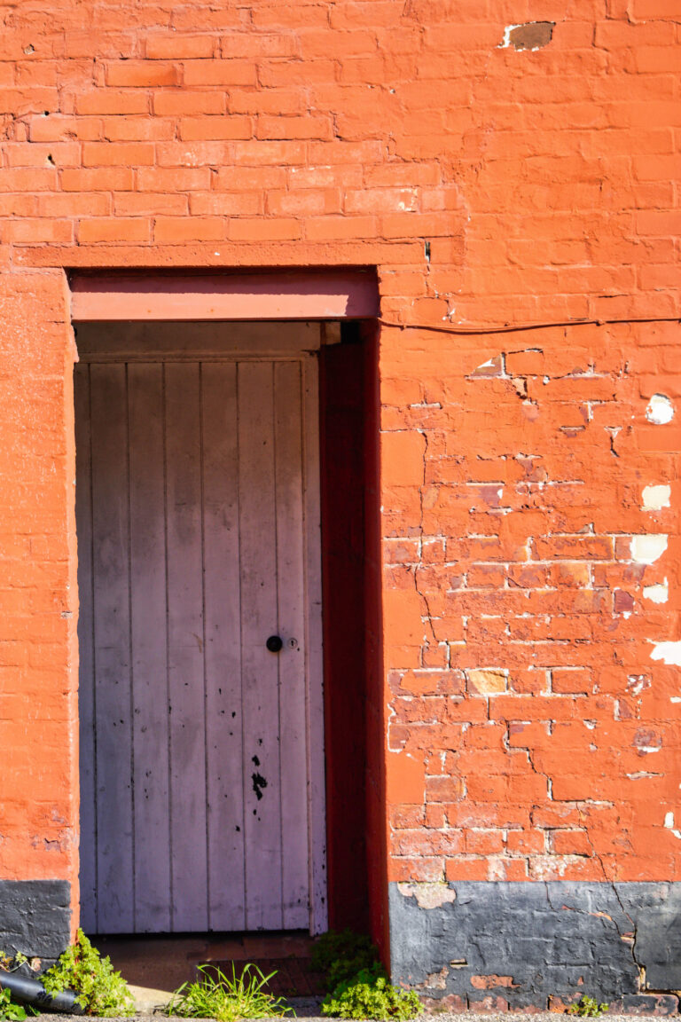 Photo by Simon Frost