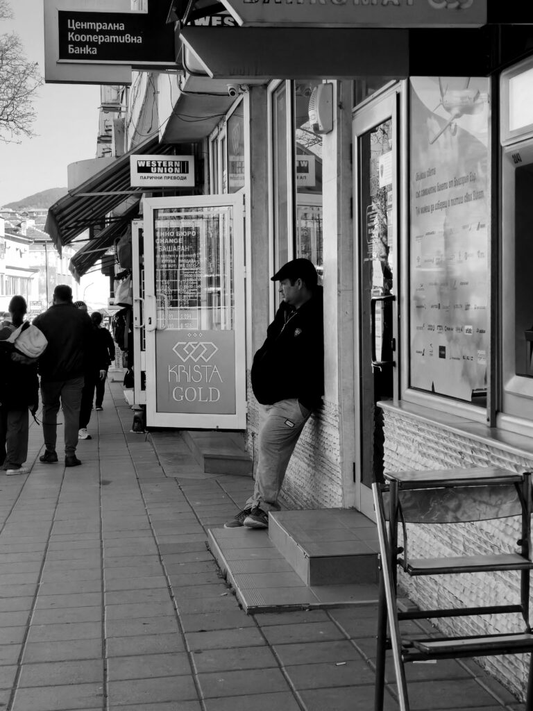 Photo by Aycha Feyzula