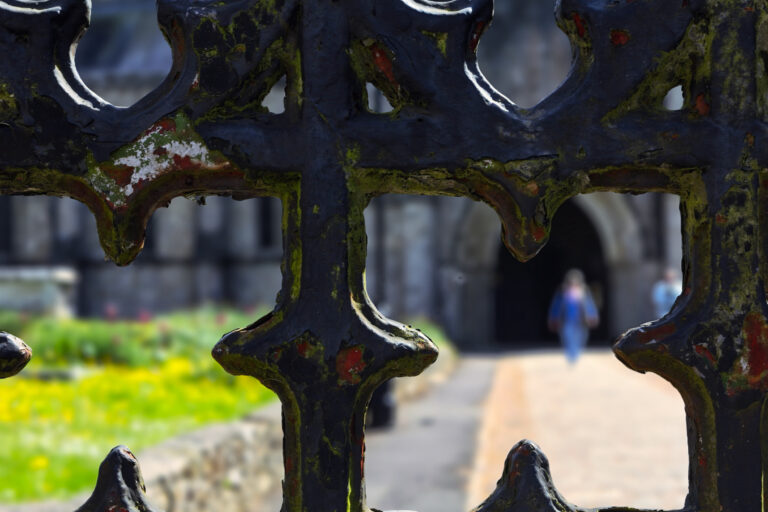 Photo by Simon Frost