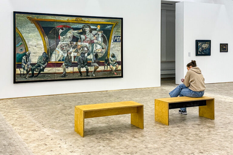 2 m x 3,6 m losing against 7 cm x 15 cm