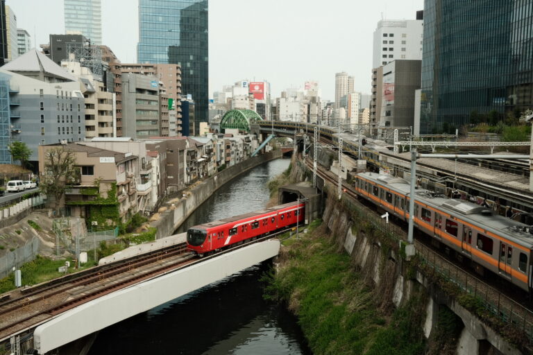 Photo by Brett Escuriex