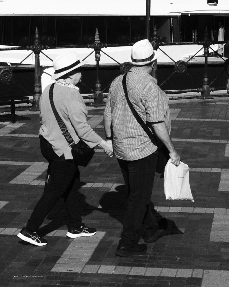 Photo by Peter Varnay