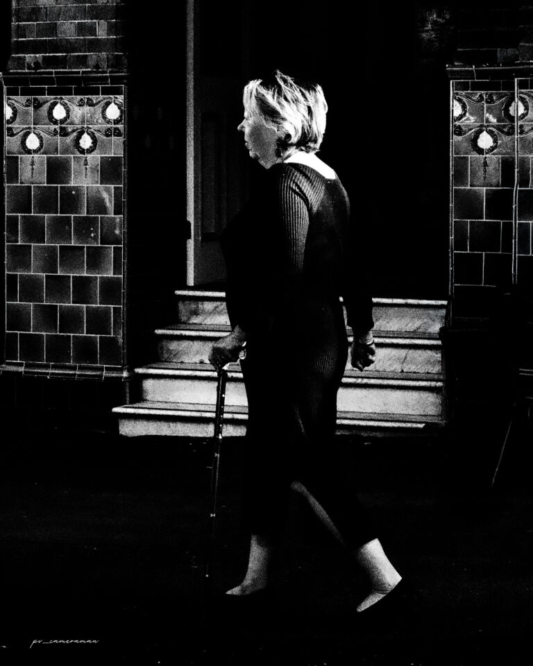 Photo by Peter Varnay