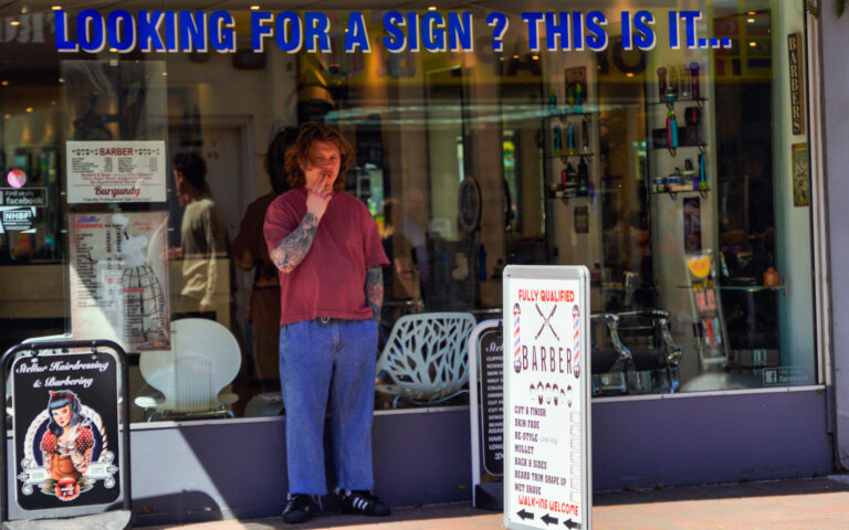 Photo by Simon Frost