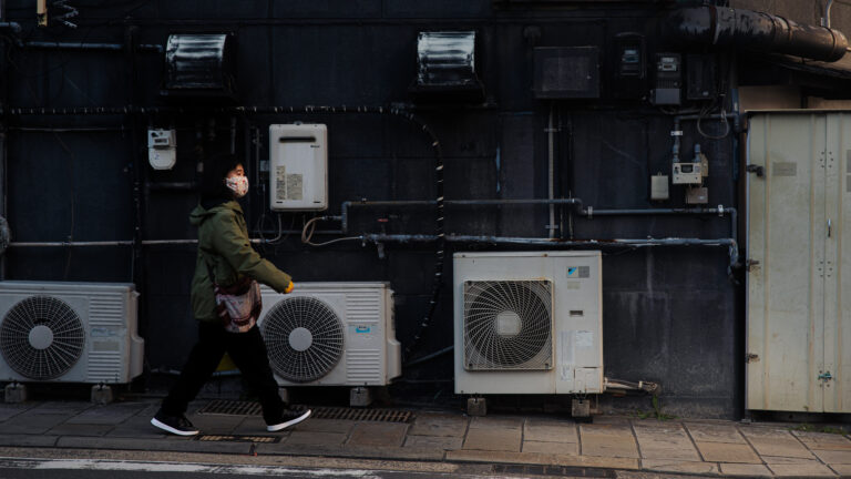 Photo by Gnz -88