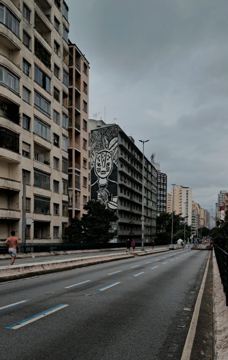 Photo by Allan Almeida